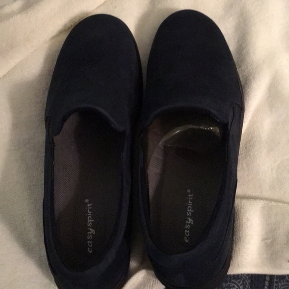 NWOT navy suede Easy Spirits. Style Promises - Picture 3 of 3